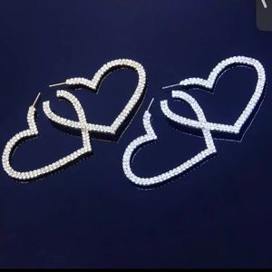 BadDolly.co Love Me Earrings ✨